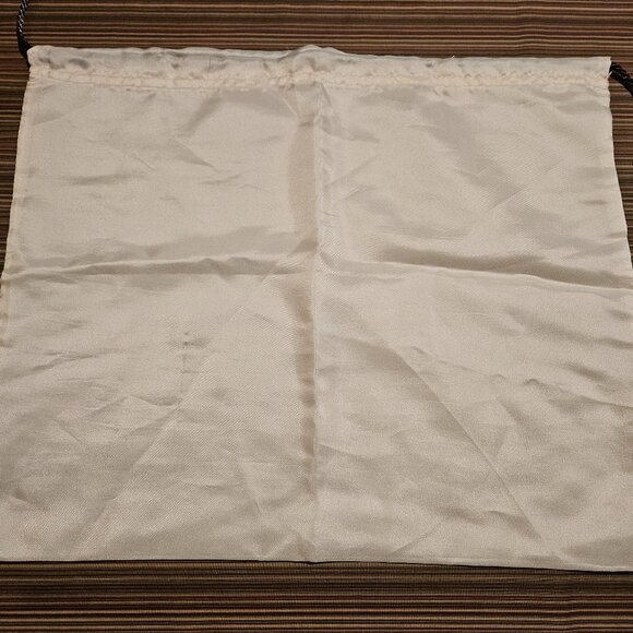 2 Coach Beige Satin & 1 Louis Vuitton Tan Cloth Tote Drawstring Dust Covers - Picture 5 of 7